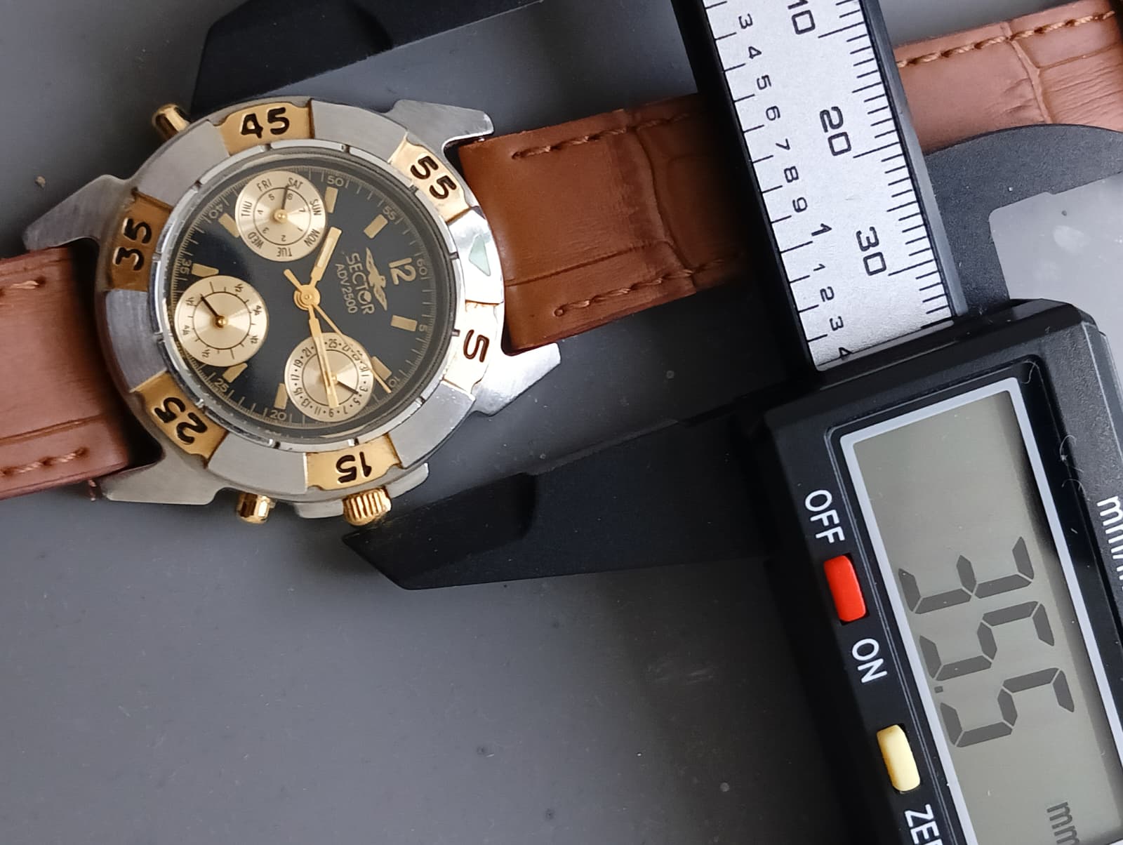 Sector ADV 2500 Chronograph Vintage