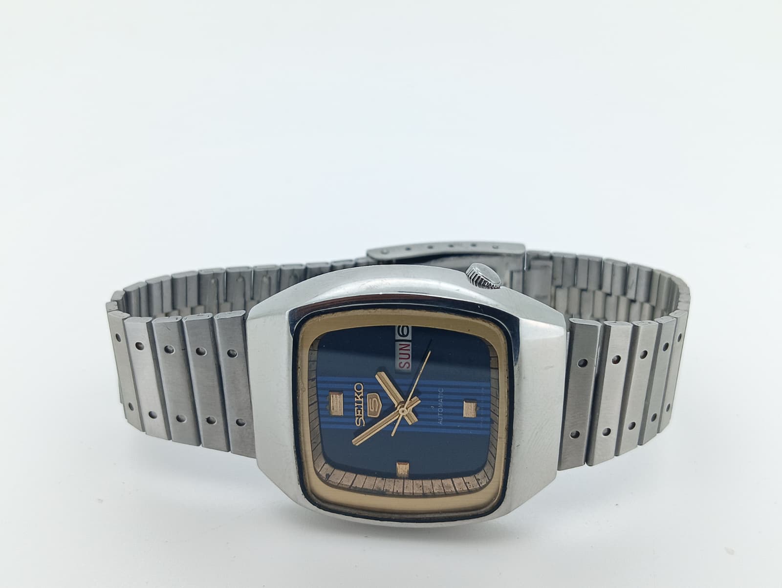 VINTAGE SEIKO 5 AUTOMATIC "TV SCREEN