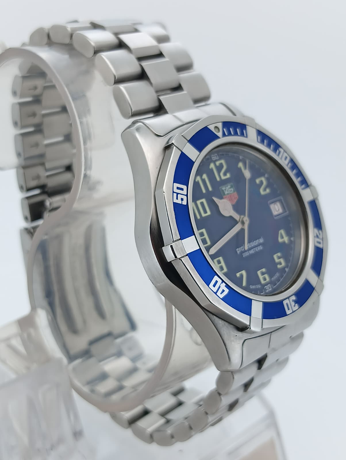 TAG Heuer Professional 2000 Series – Ref. WM1113