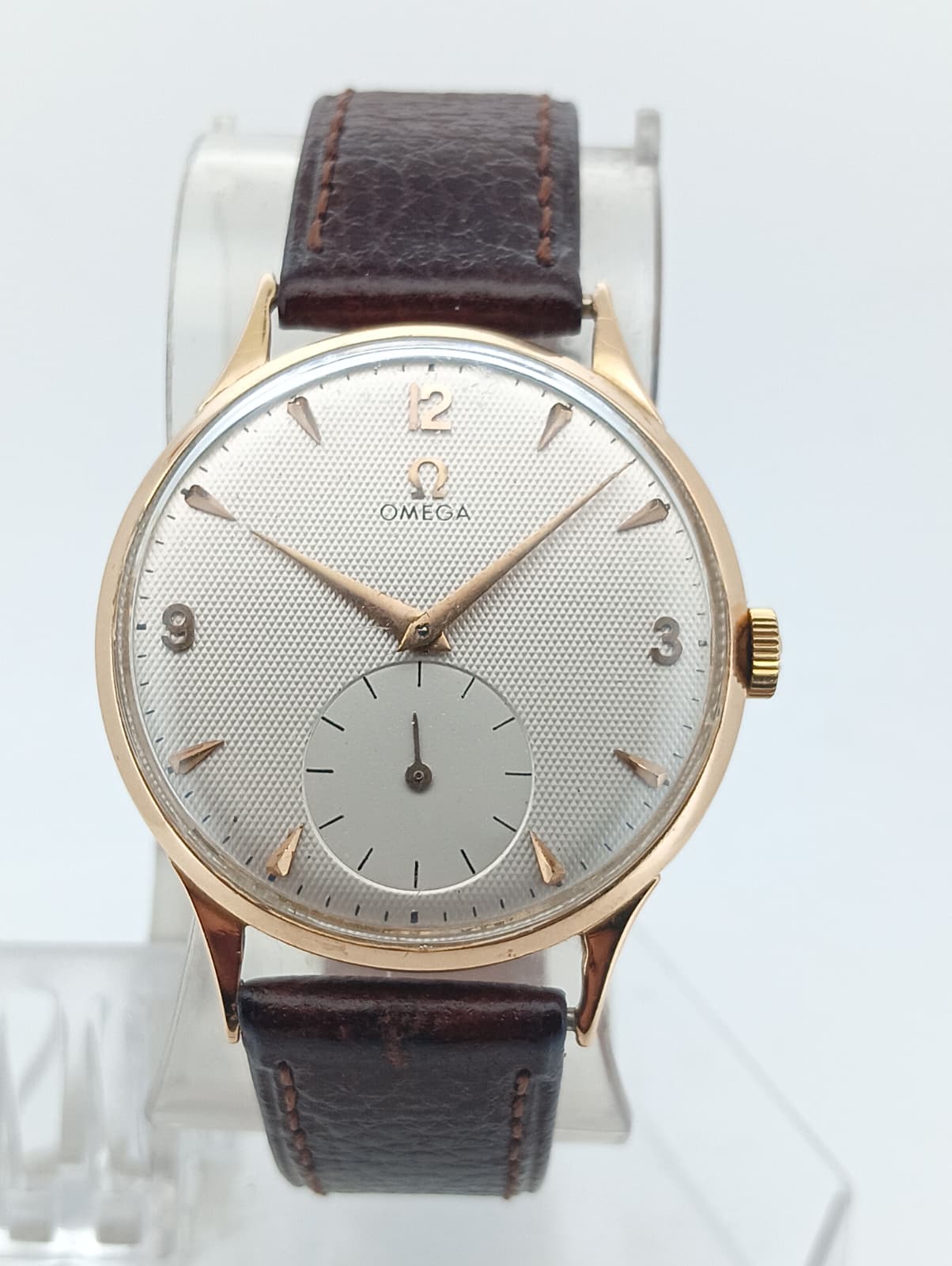 OMEGA Vintage "Honeycomb" Calatrava 18kt ⚜️