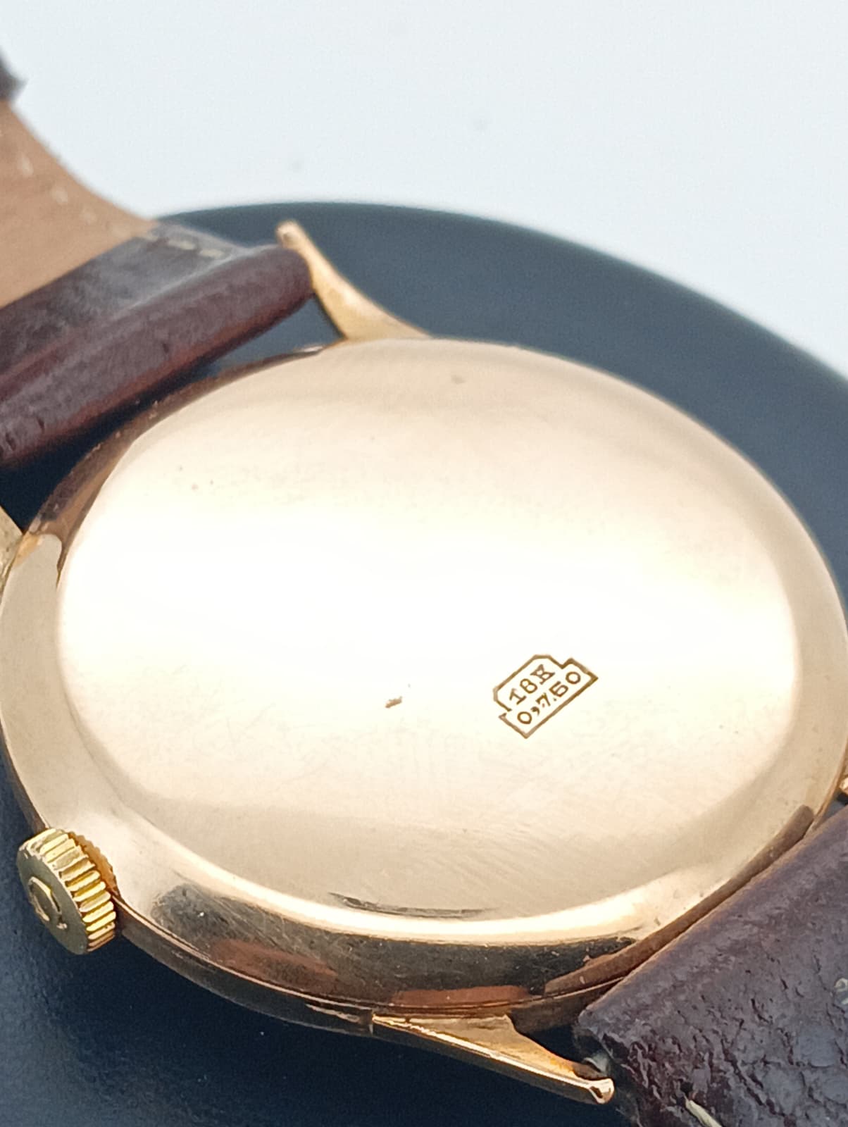 OMEGA Vintage "Honeycomb" Calatrava 18kt ⚜️
