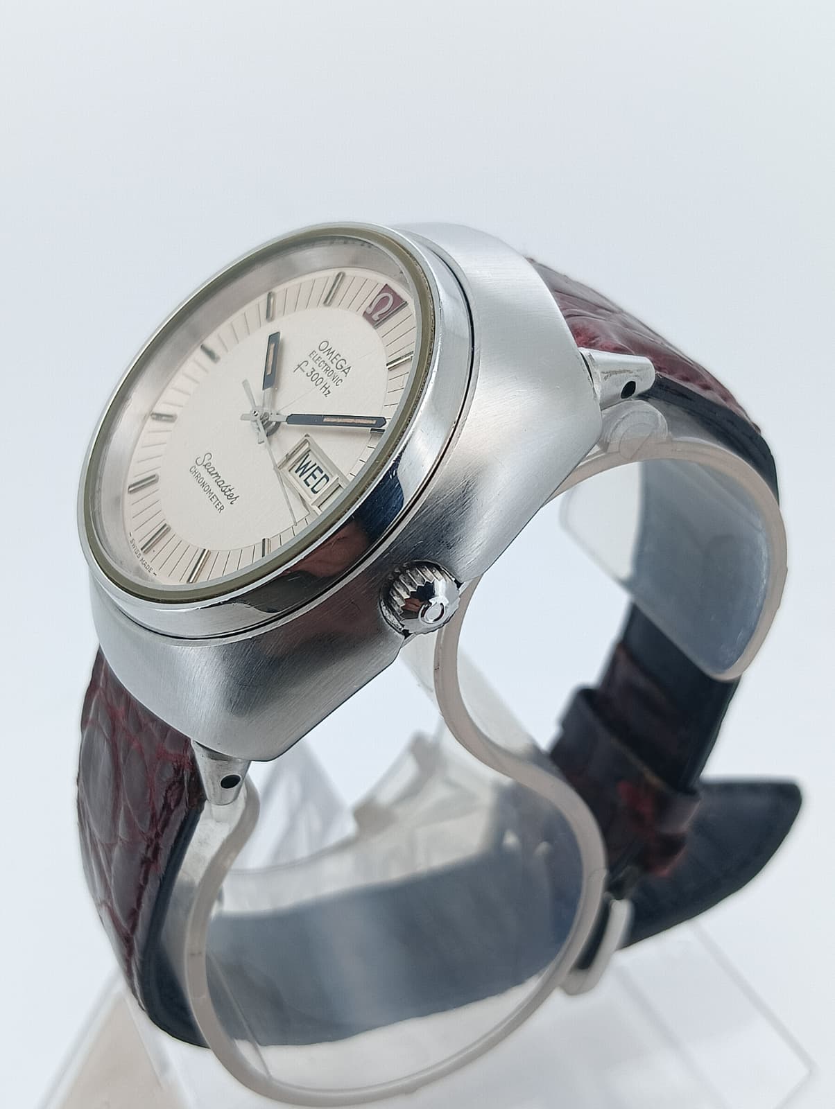 OMEGA Seamaster Electronic f300Hz Chronometer