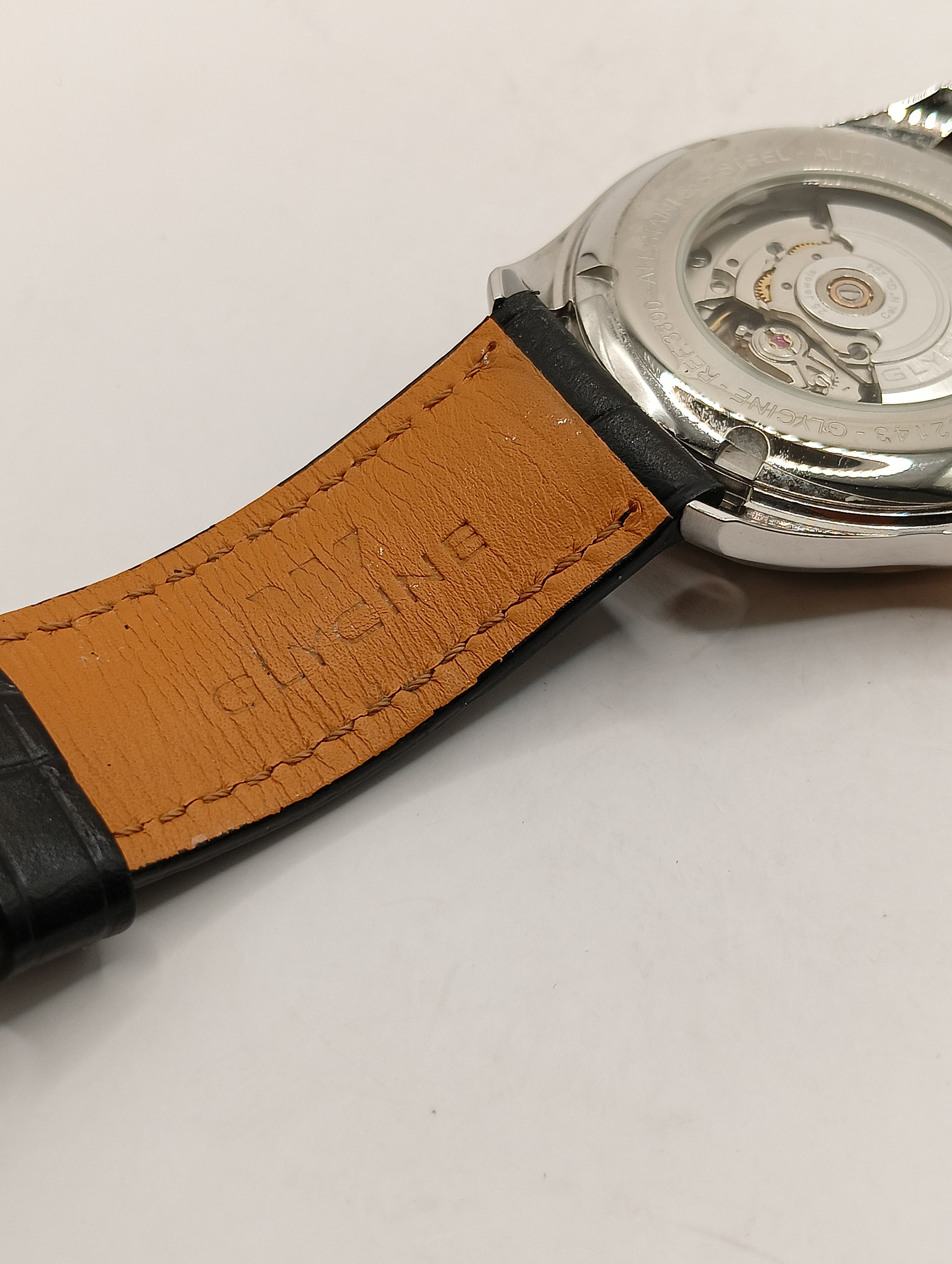 Glycine Combat 6 Classic