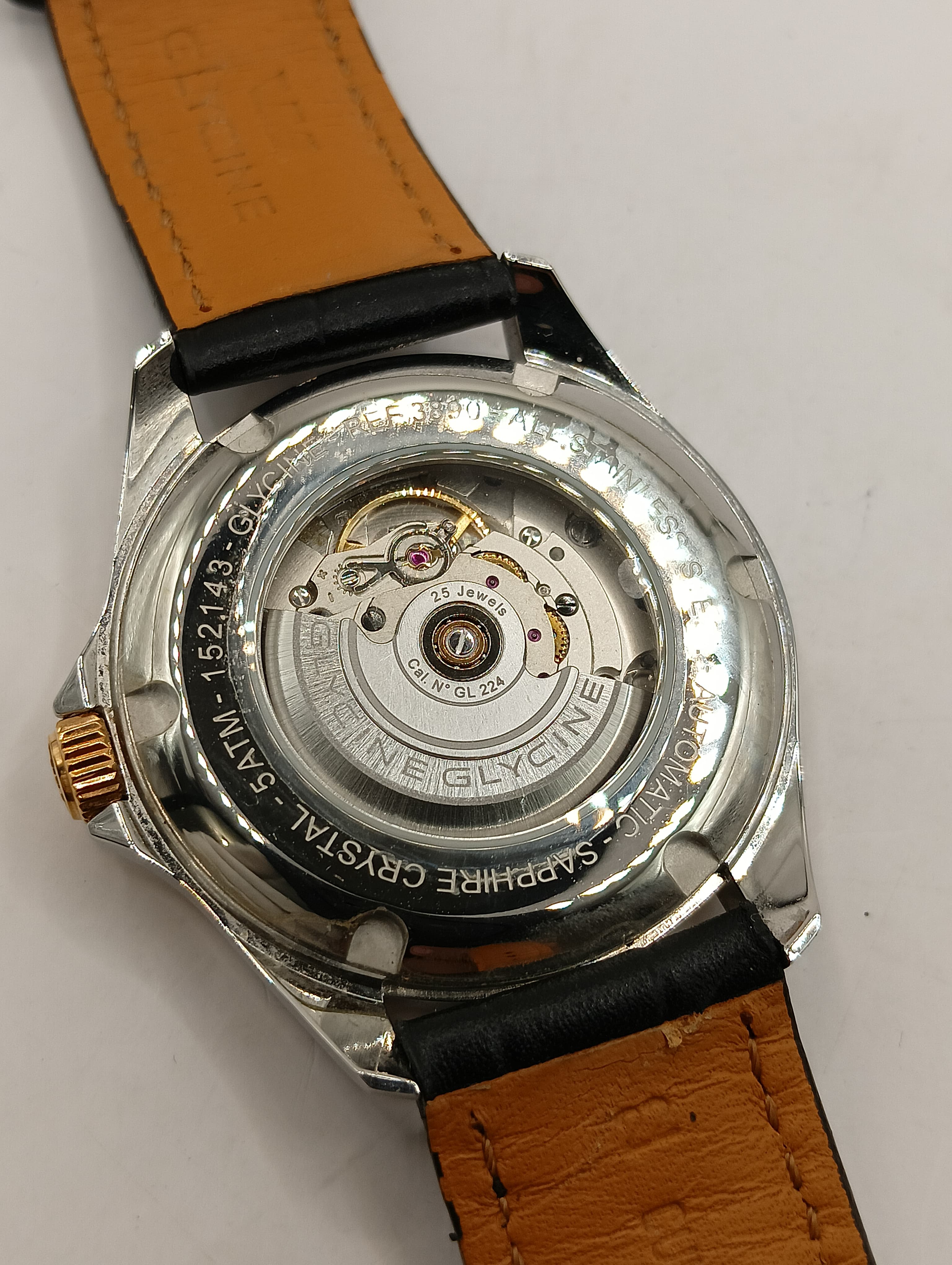 Glycine Combat 6 Classic