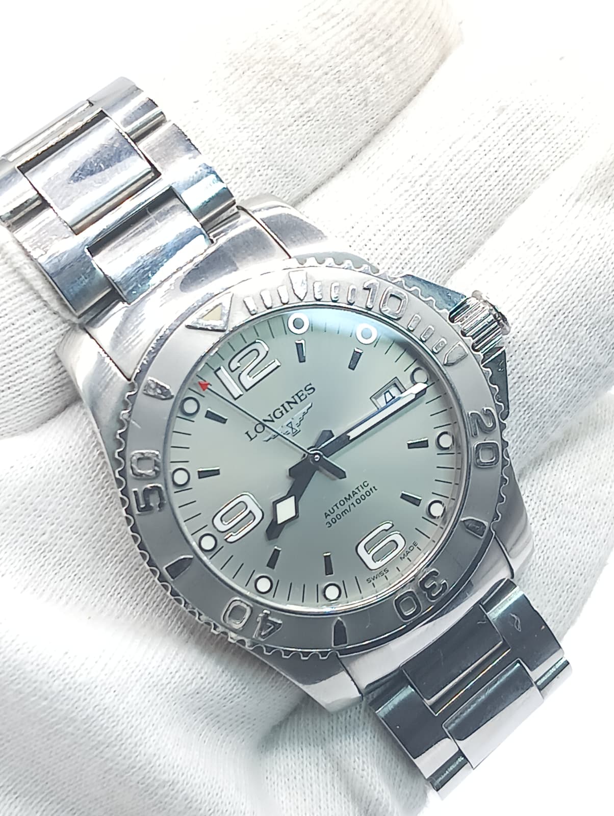 Longines HydroConquest Automatic L3.671.4 - Grey Platinum