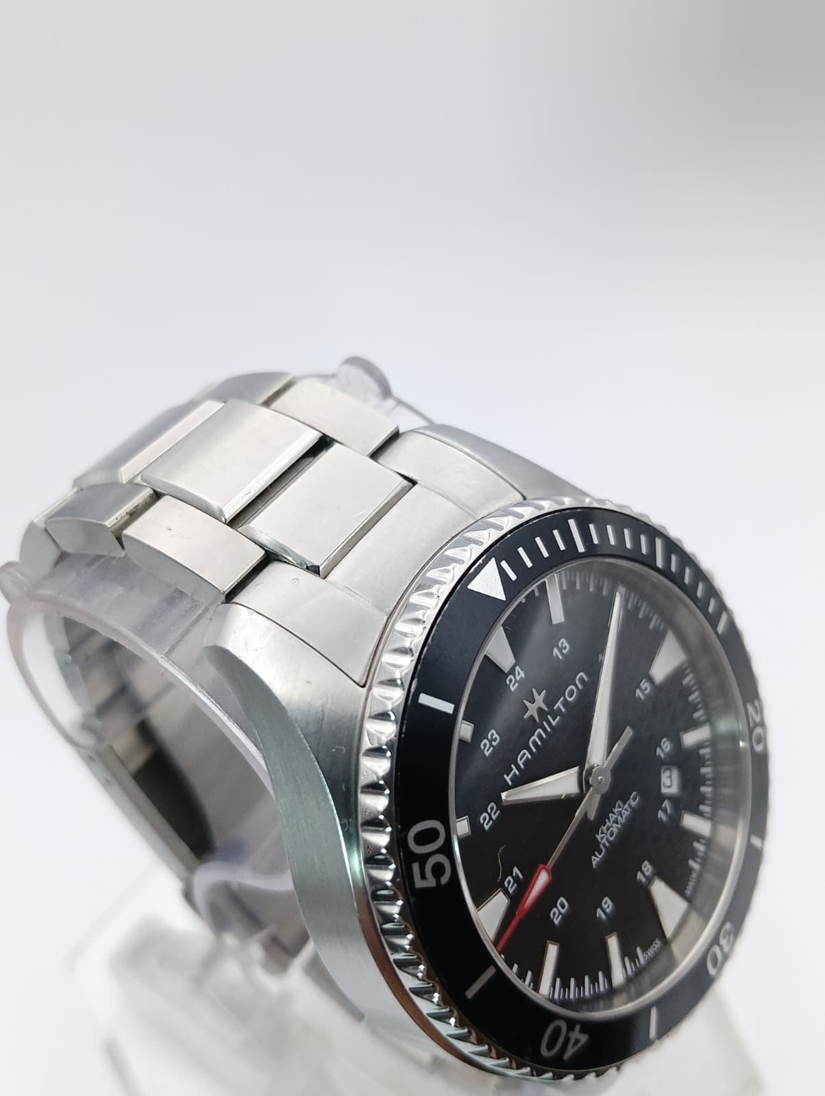 Hamilton Khaki Navy Scuba Ref.H82335131