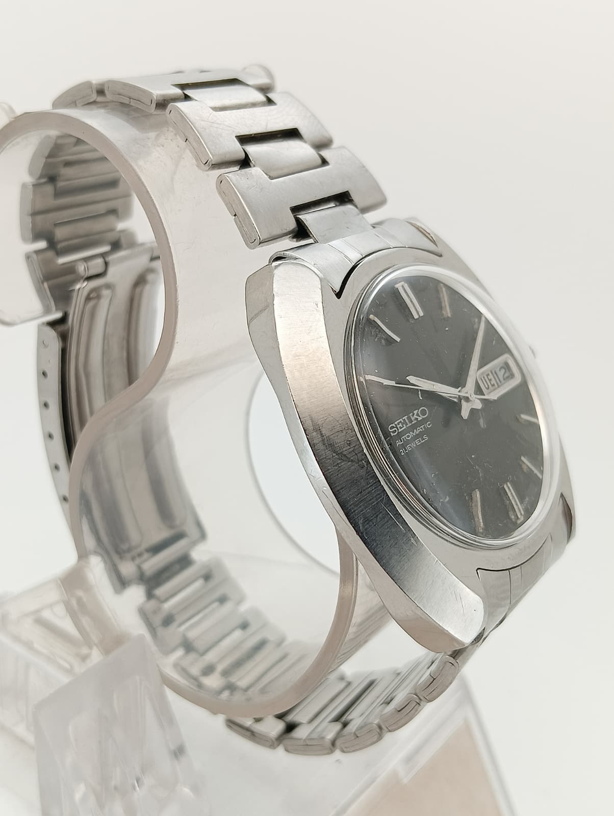 VINTAGE SEIKO AUTOMATIC 21 JEWELS (Ref. 7006-7020)
