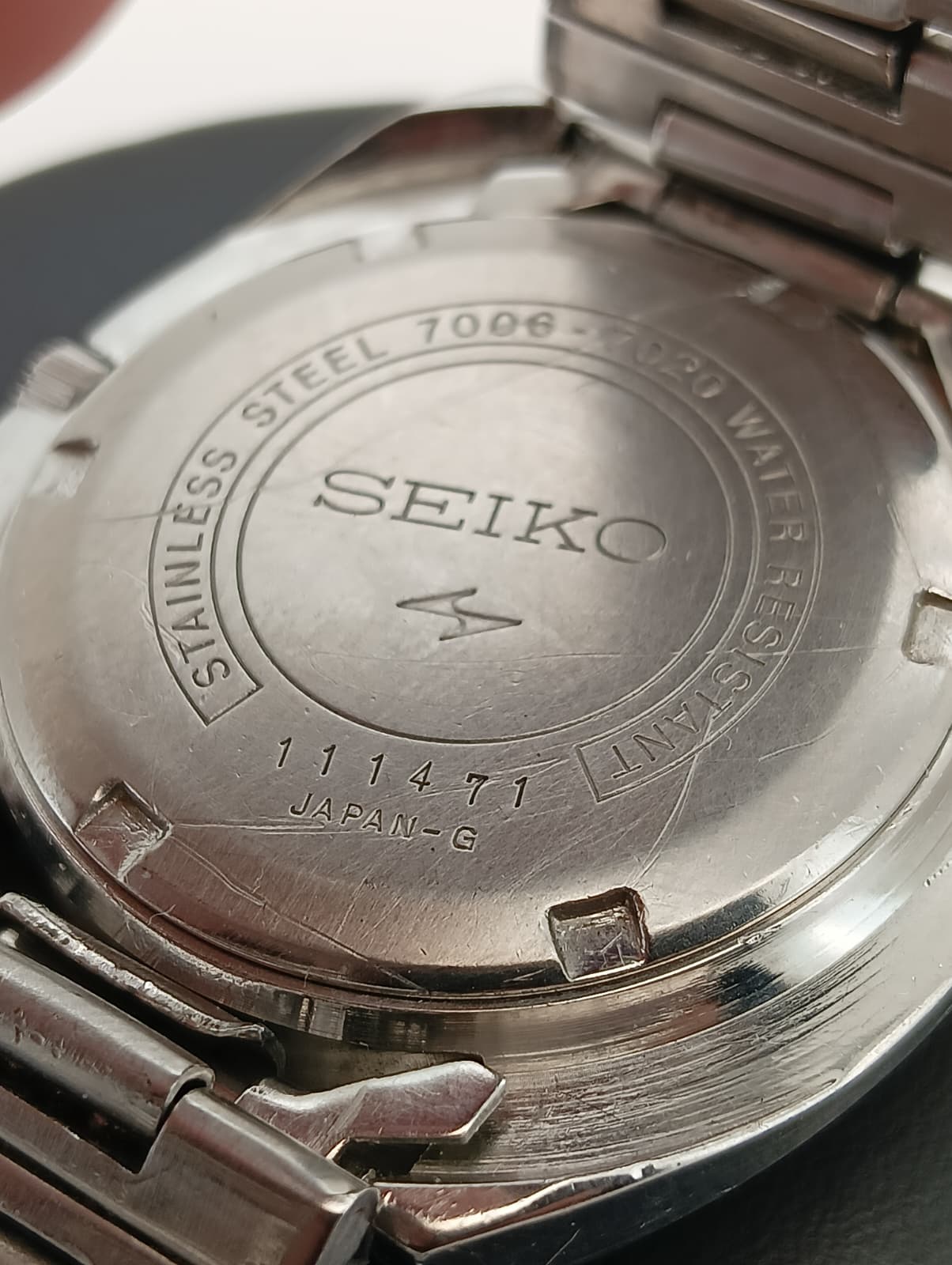 VINTAGE SEIKO AUTOMATIC 21 JEWELS (Ref. 7006-7020)