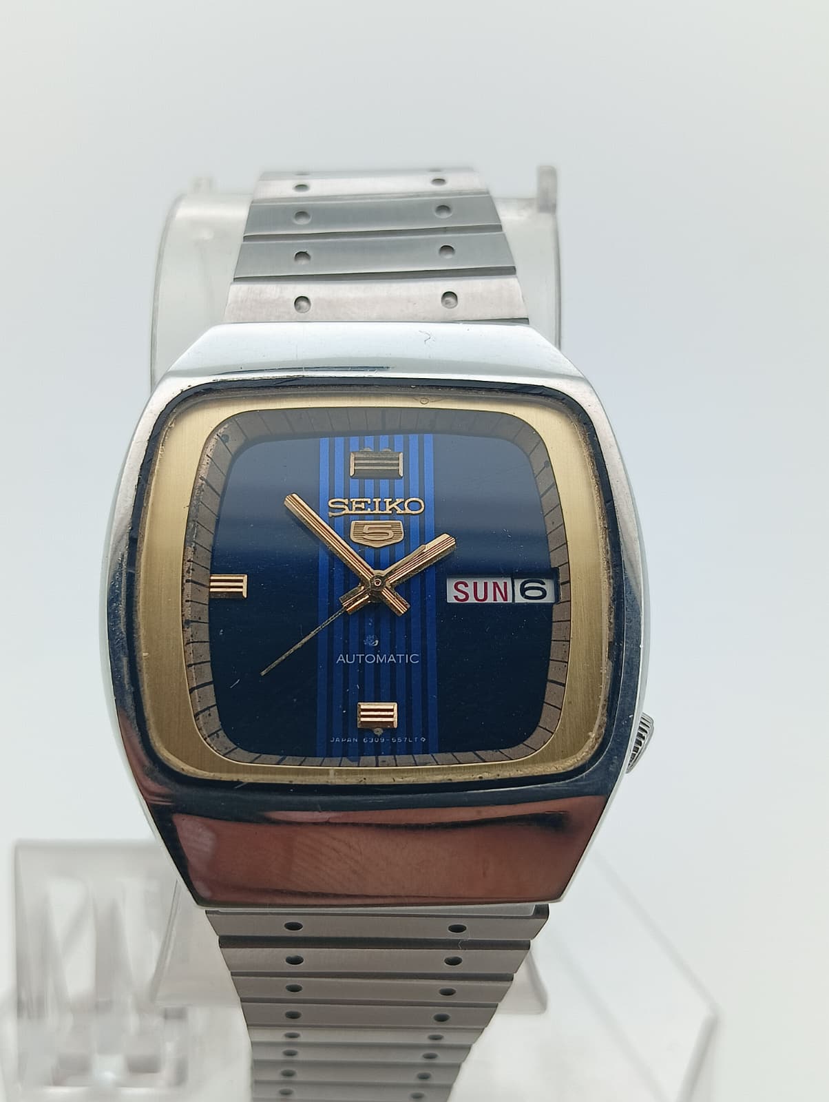 VINTAGE SEIKO 5 AUTOMATIC "TV SCREEN