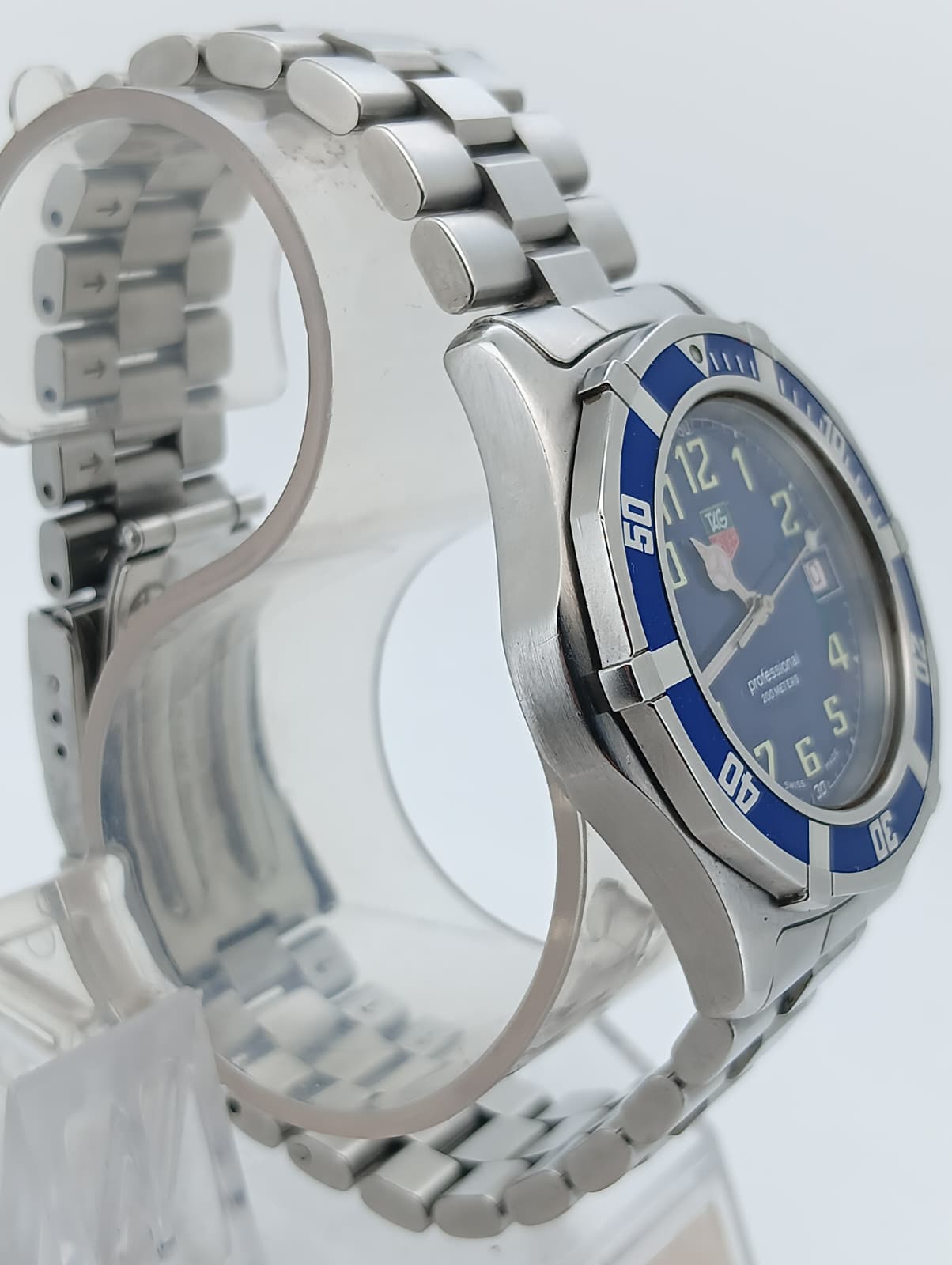 TAG Heuer Professional 2000 Series – Ref. WM1113
