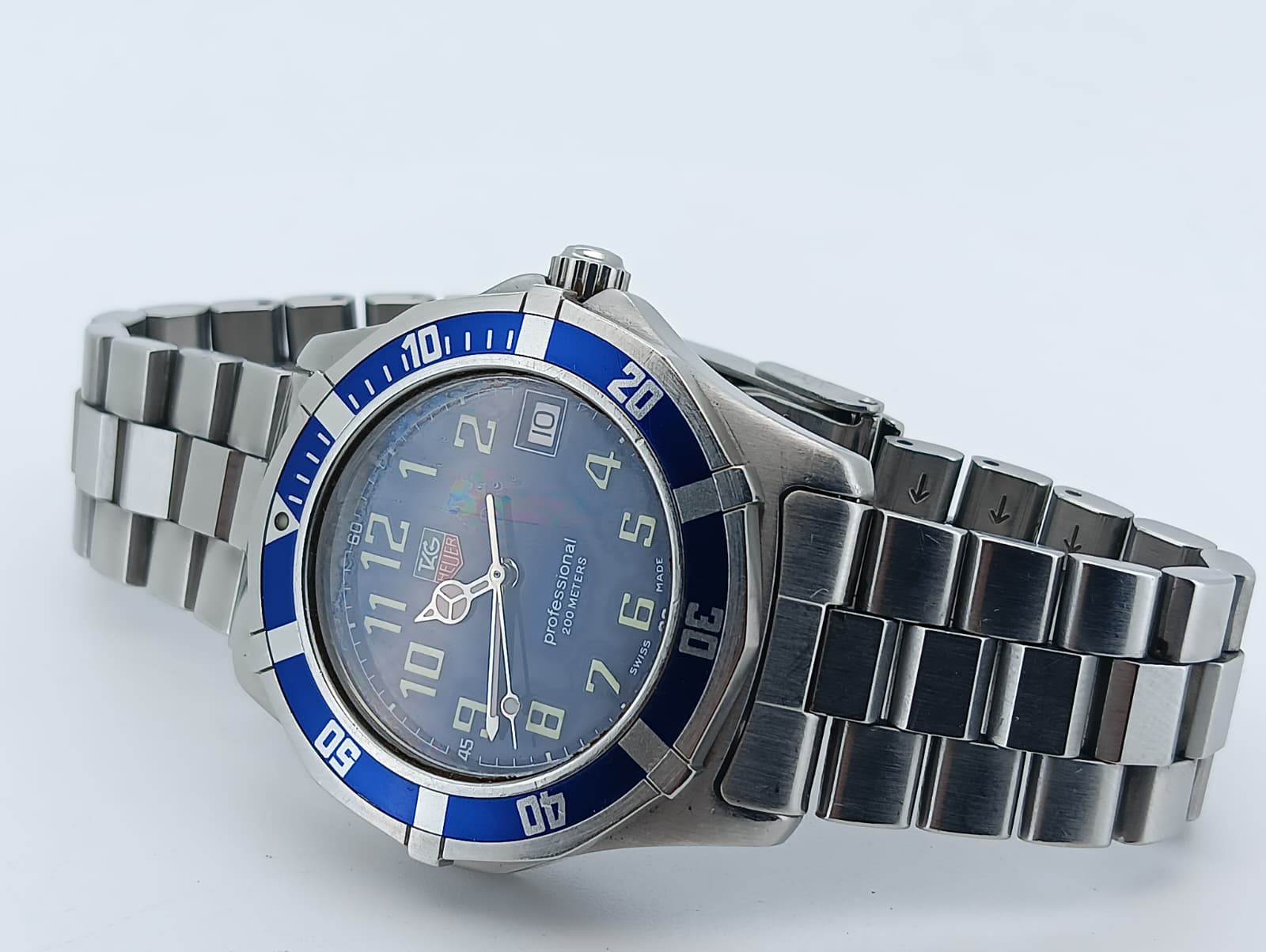 TAG Heuer Professional 2000 Series – Ref. WM1113