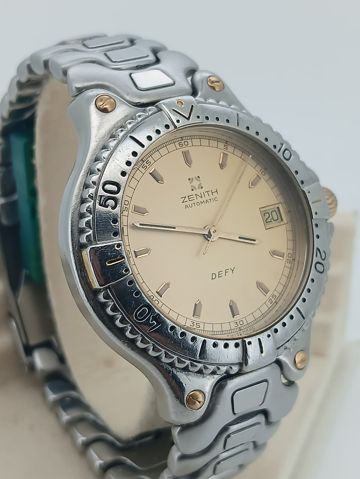 Zenith Defy Automatic Diver 200M ref.59.2000.462