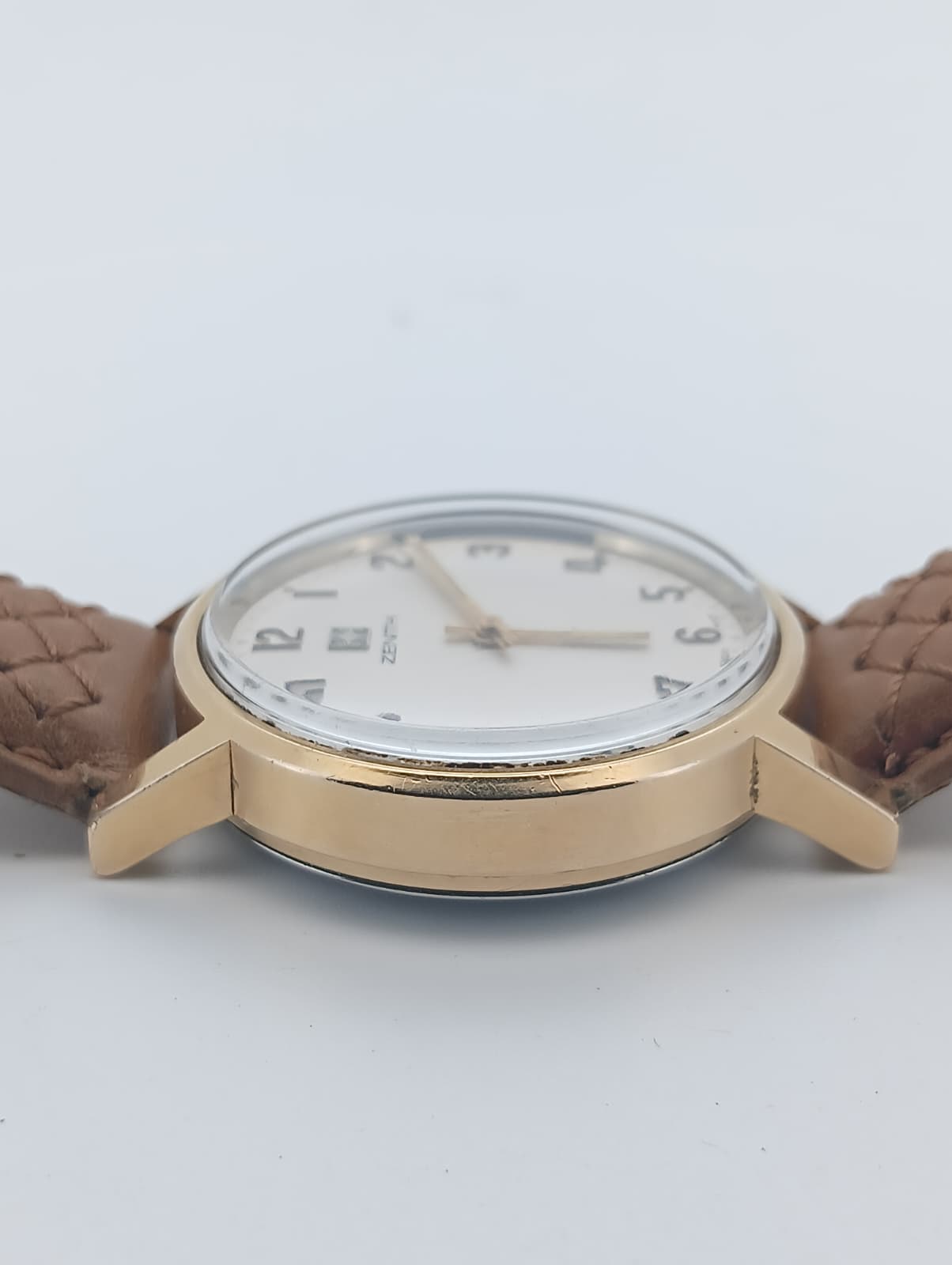Zenith Surf Cal.2572 - Placcato oro