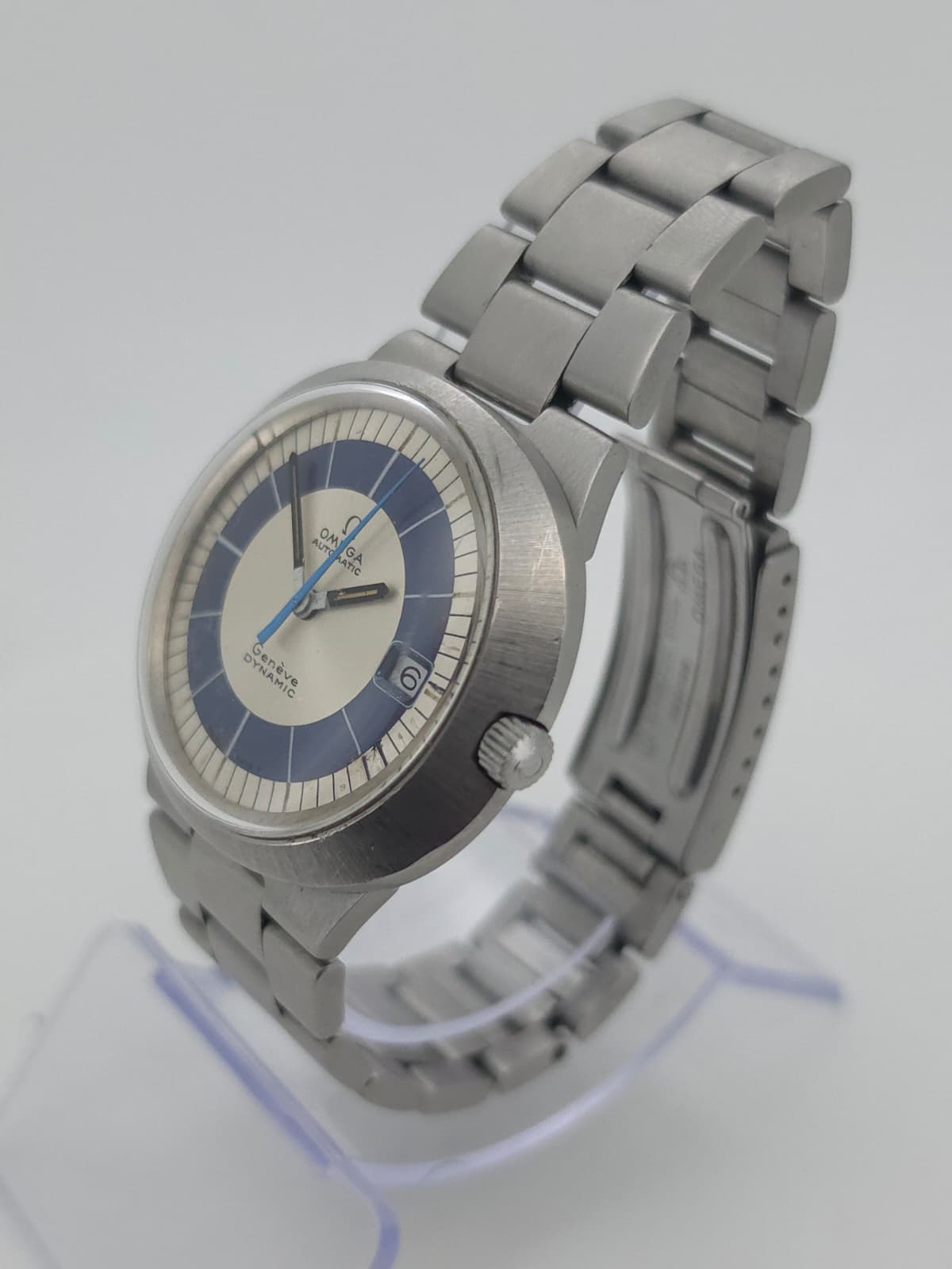 OMEGA GENÈVE DYNAMIC AUTOMATIC "BULLSEYE" VINTAGE