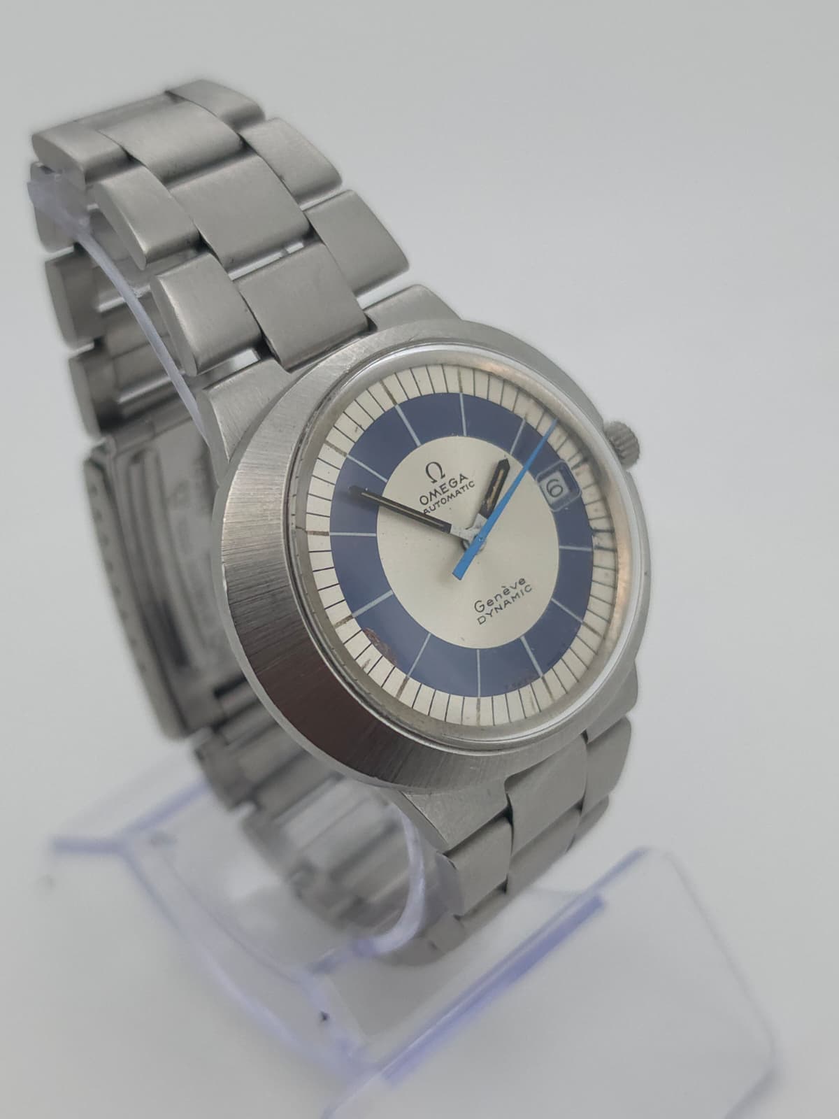 OMEGA GENÈVE DYNAMIC AUTOMATIC "BULLSEYE" VINTAGE