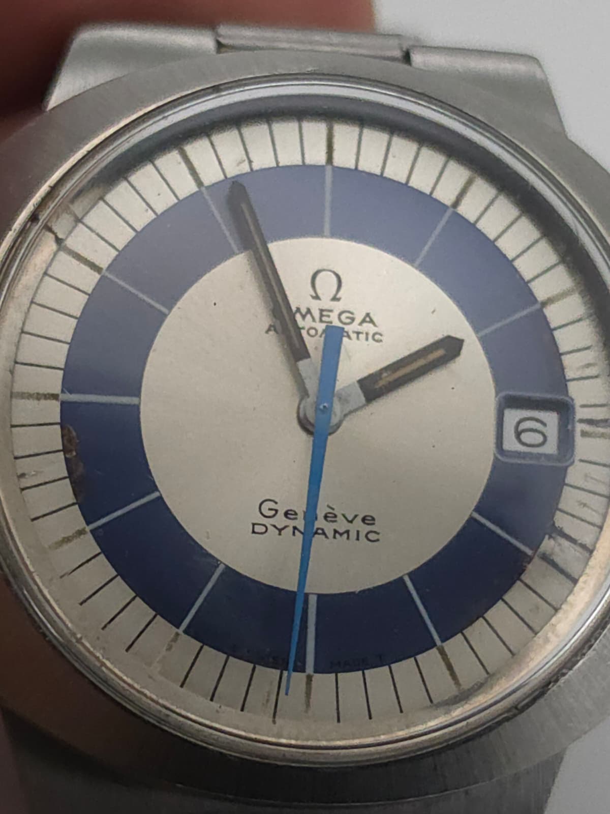 OMEGA GENÈVE DYNAMIC AUTOMATIC "BULLSEYE" VINTAGE