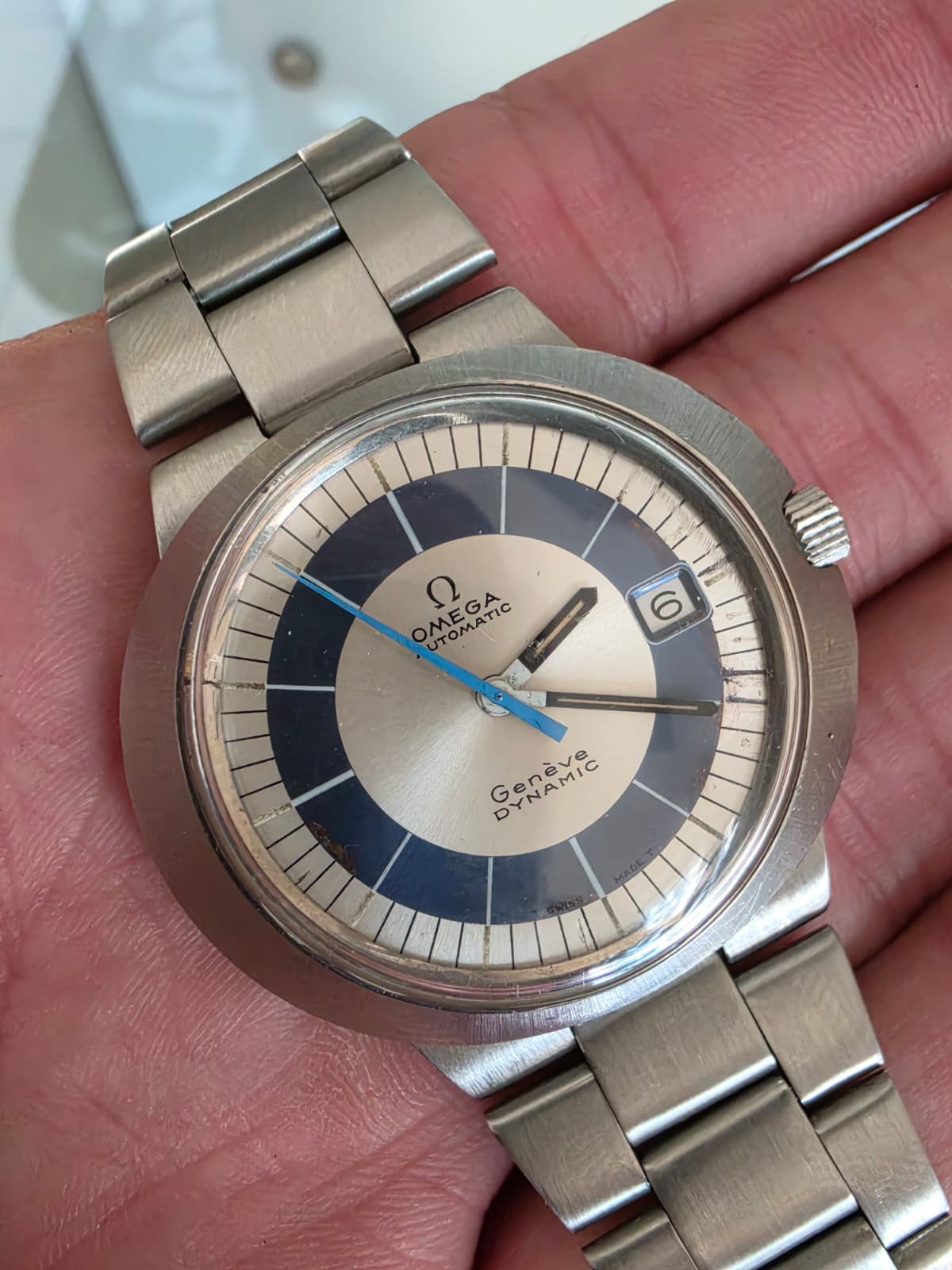 OMEGA GENÈVE DYNAMIC AUTOMATIC "BULLSEYE" VINTAGE