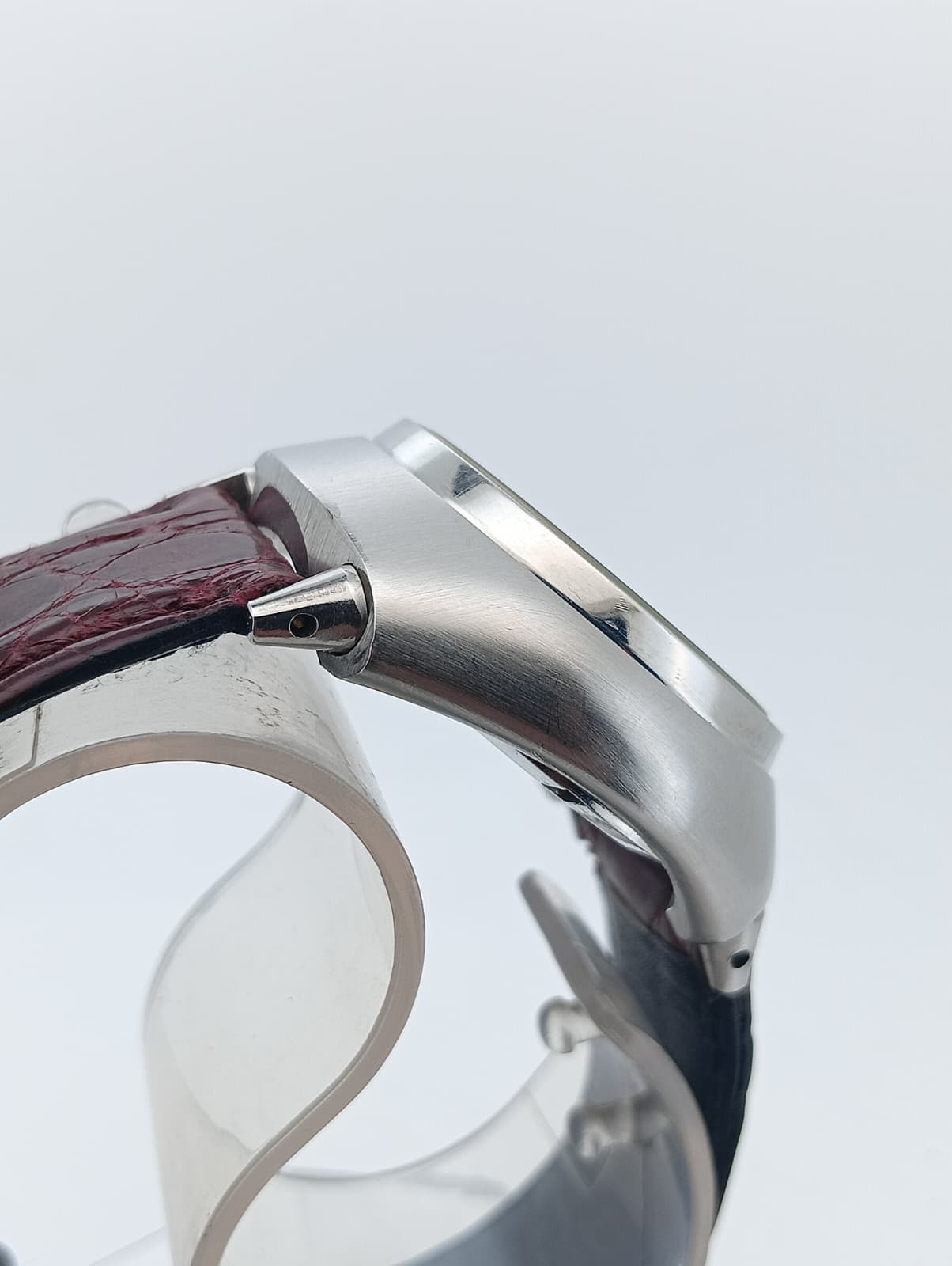 OMEGA Seamaster Electronic f300Hz Chronometer